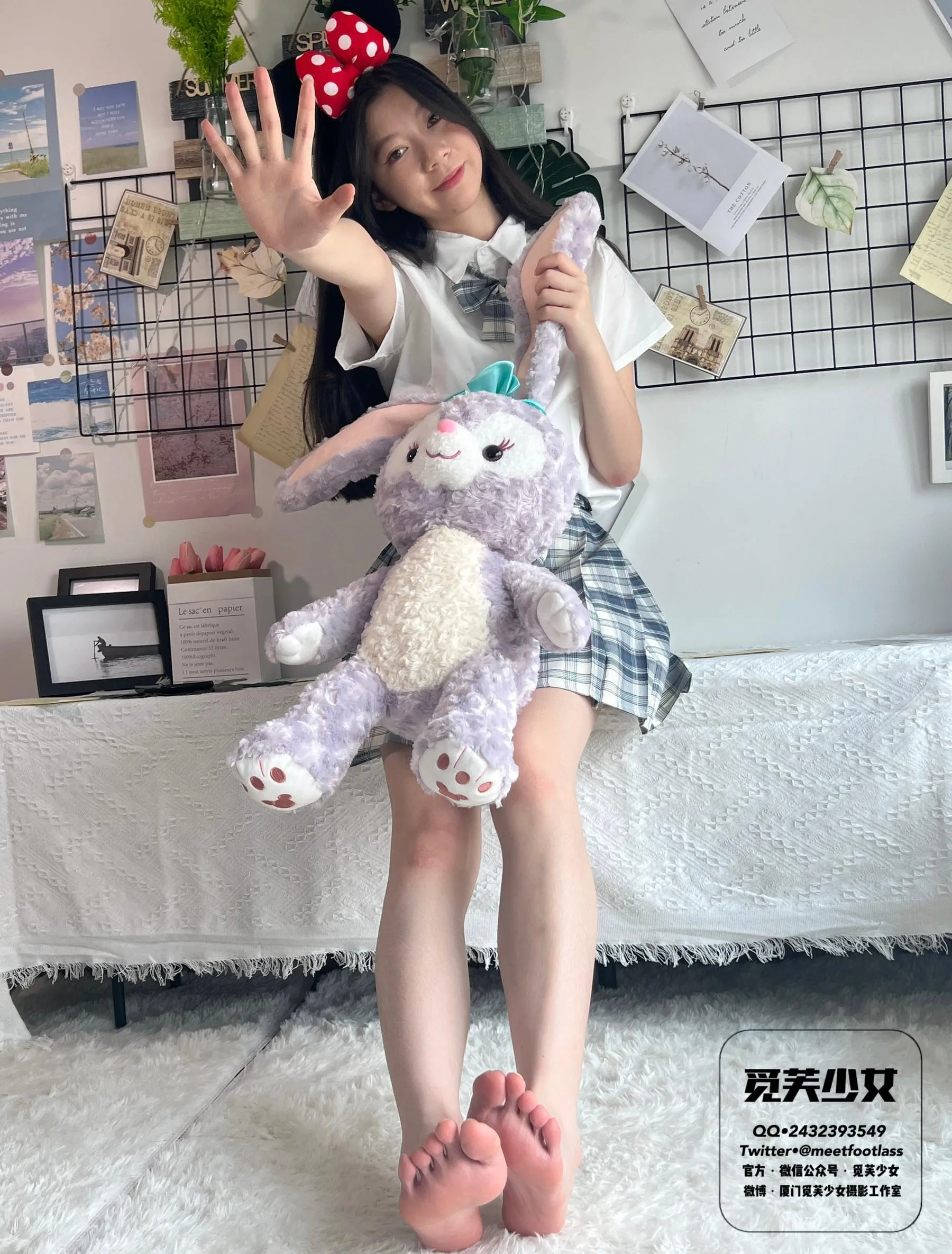 [觅芙少女]NO.003 风中摇曳的JK制服与18岁的青春一起绽放 [151P]插图1